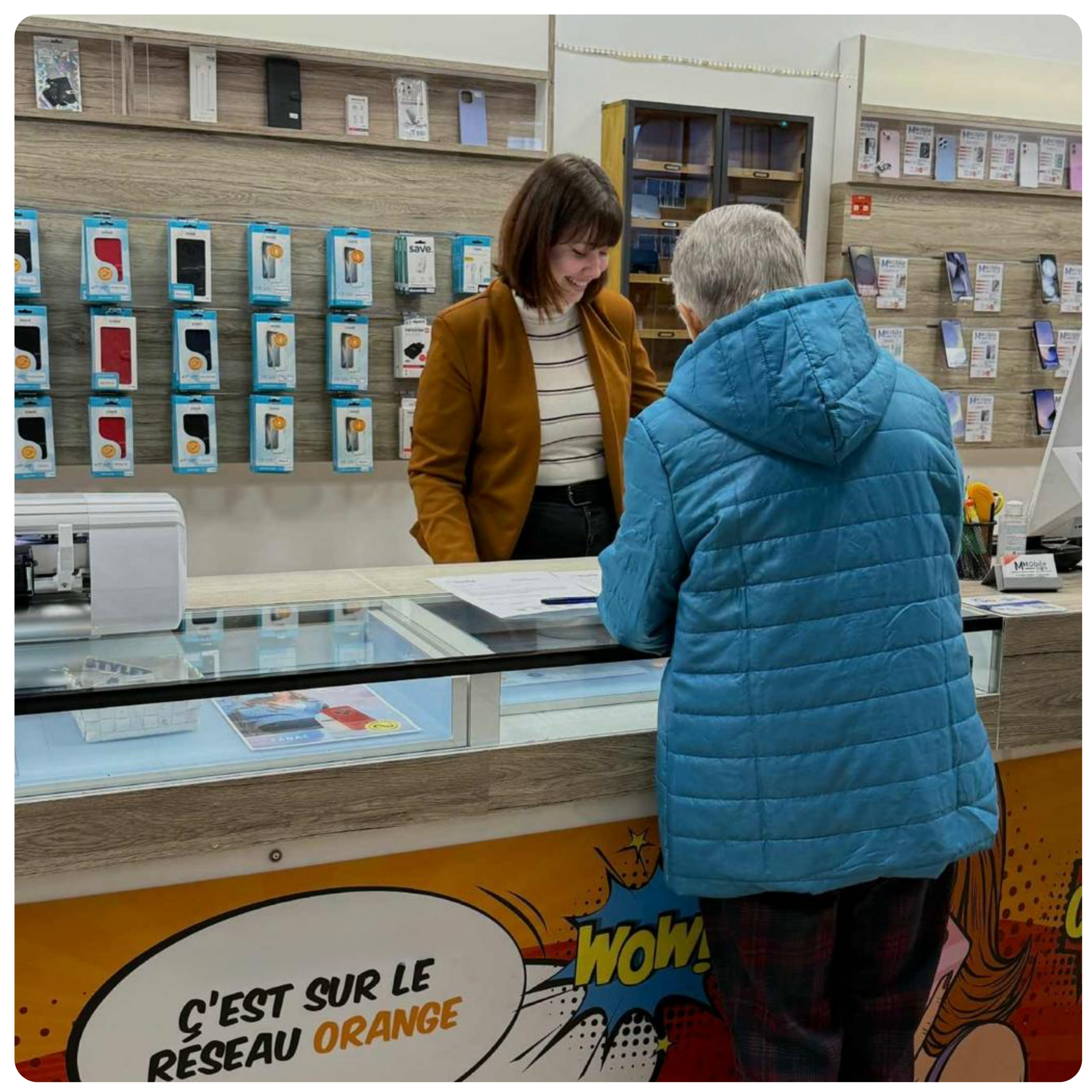Accueil et conseil client chez M Mobile Store